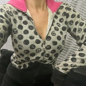 ROXY jacket with hot pink fleece hoodie